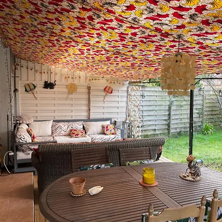 La Du Voyageur Nocleg ze śniadaniem 4*