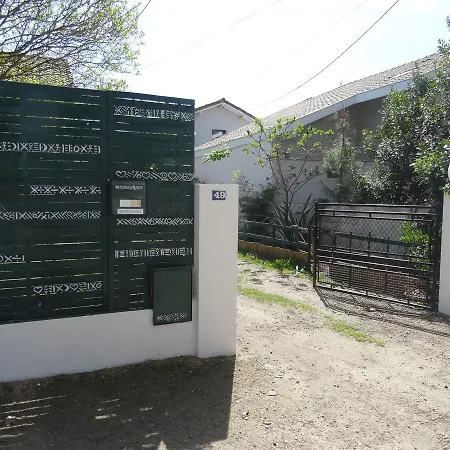 Nocleg ze śniadaniem La Du Voyageur 4*