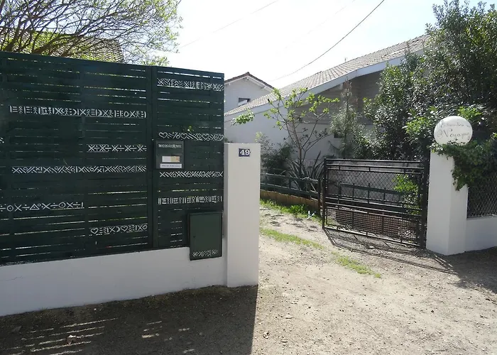 Bed & Breakfast La Du Voyageur 4*